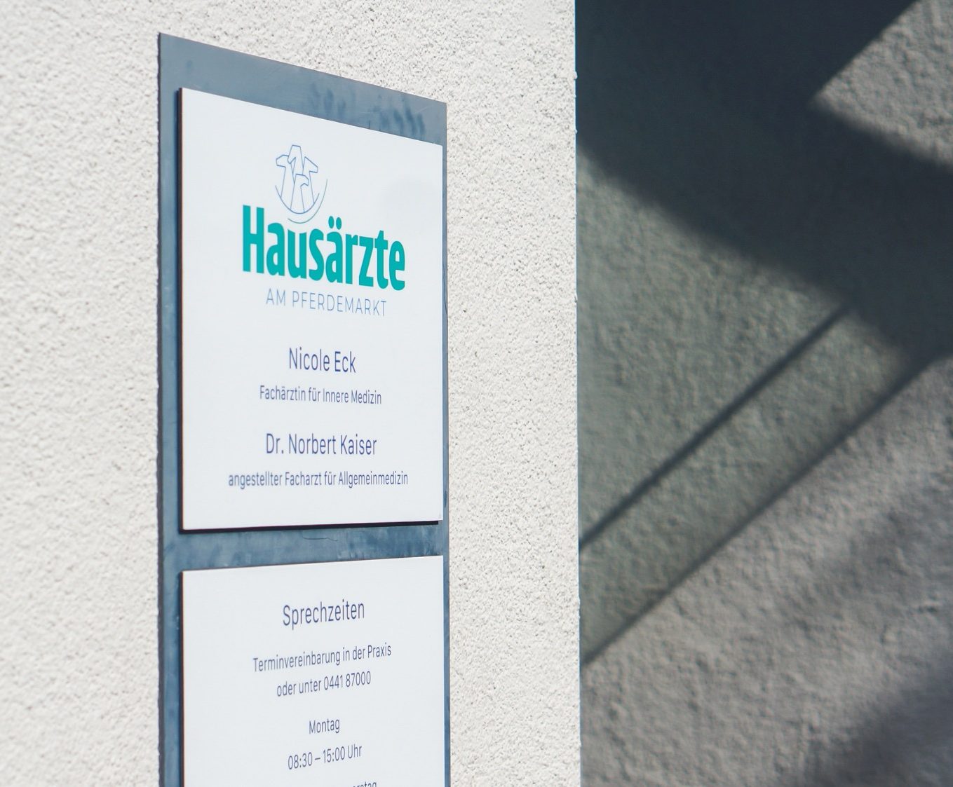 Schild Hausärzte Türschild Hausärzte am Pferdemarkt